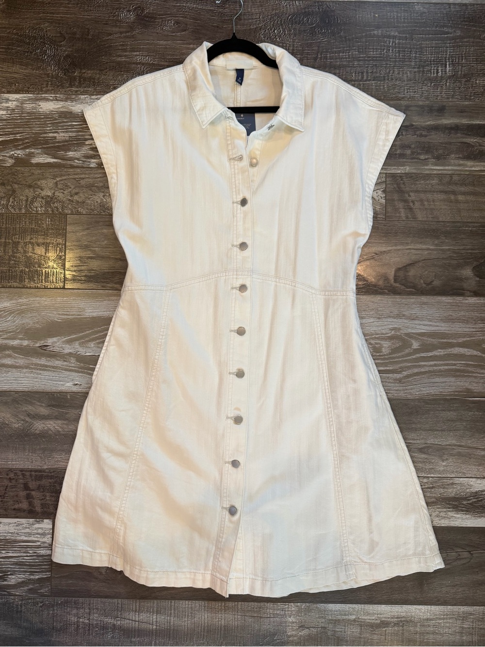 Universal Thread Cream Button-Front Sleeveless denim Shirt Dress